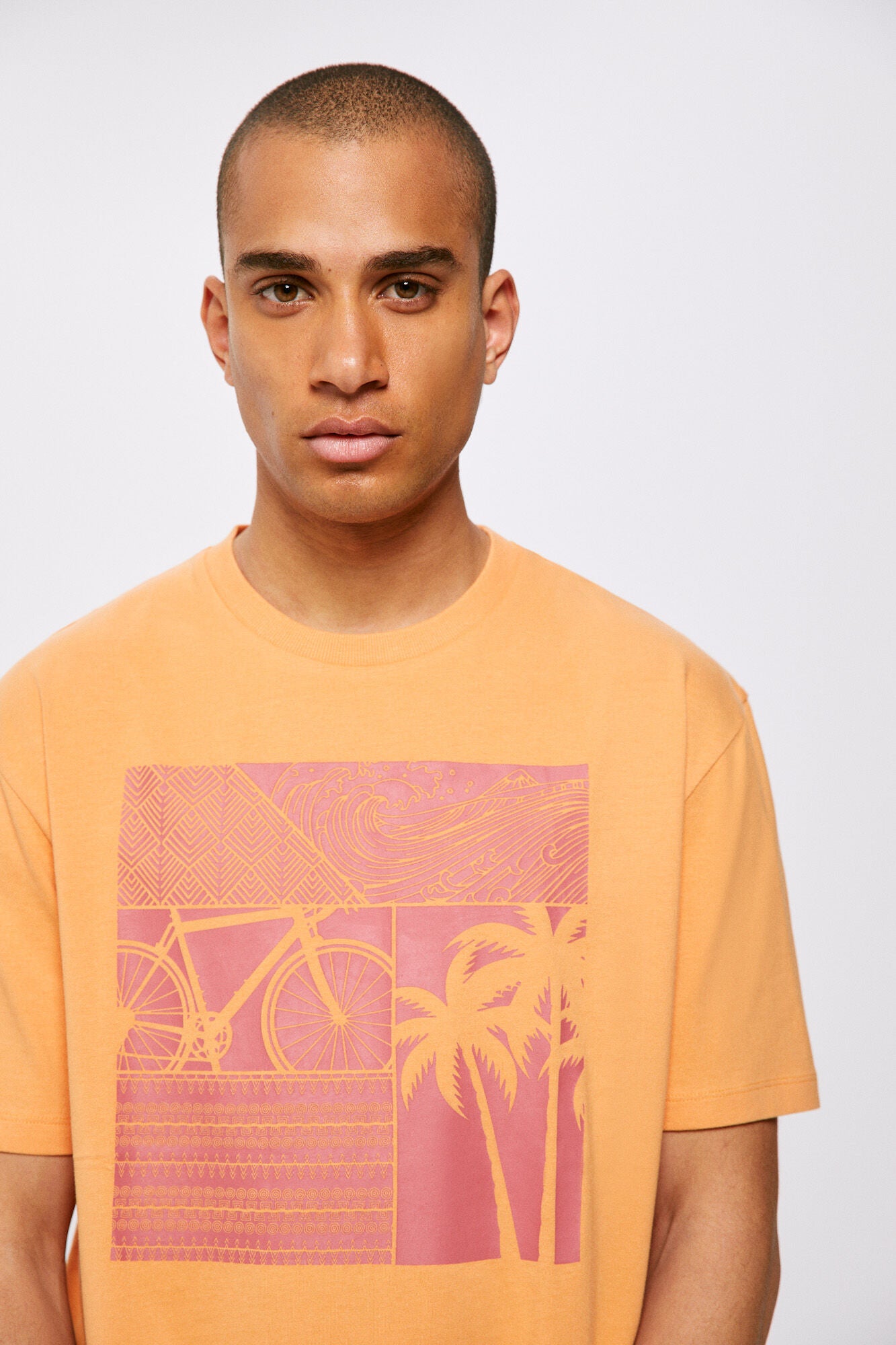 Geometric bike Printed T-shirt (Regular Fit) - Orange