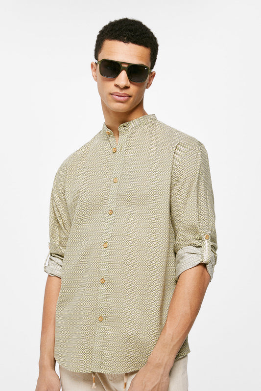 Textured shirt with mandarin collar (Regular Fit) - Khaki