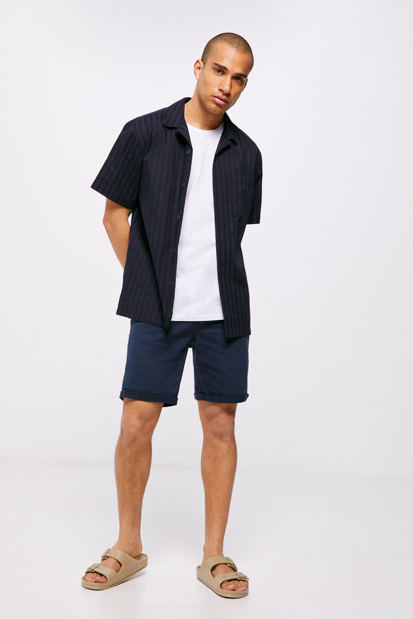 Slim fit washed 5-pocket Bermuda shorts