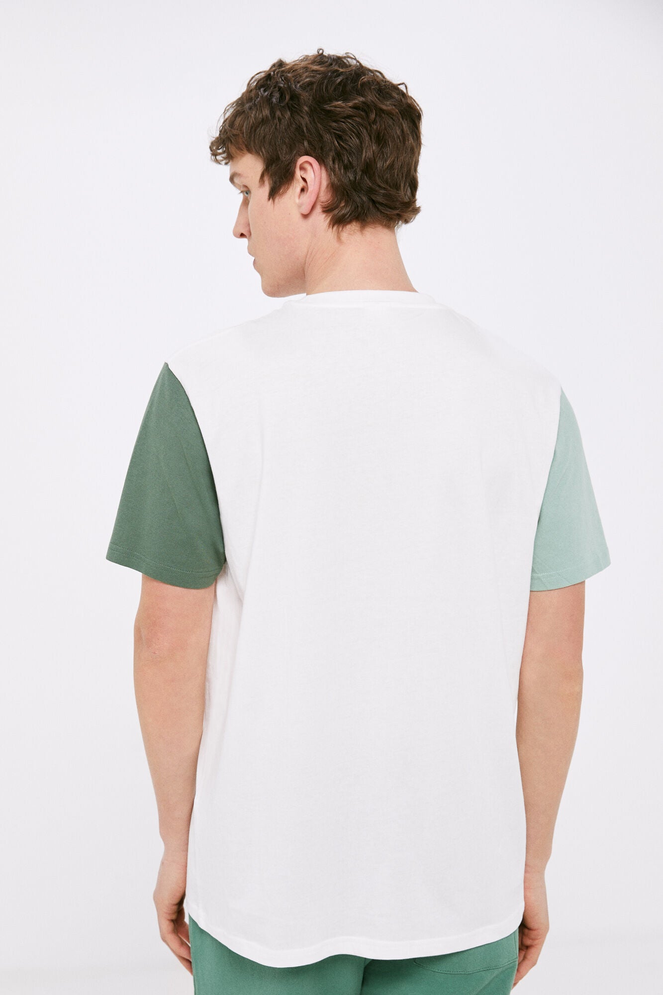 Colour block T-shirt (Custom Fit) - Ivory