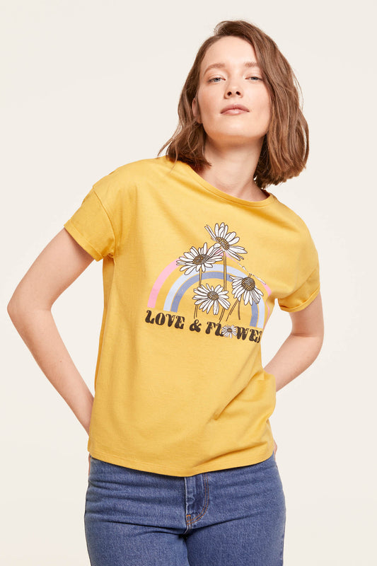 Love & Flowers T-shirt