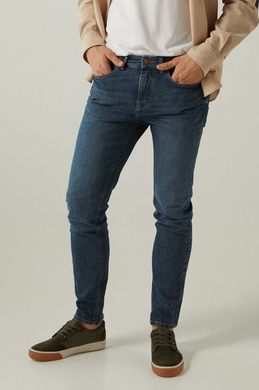 Medium-dark wash skinny jeans