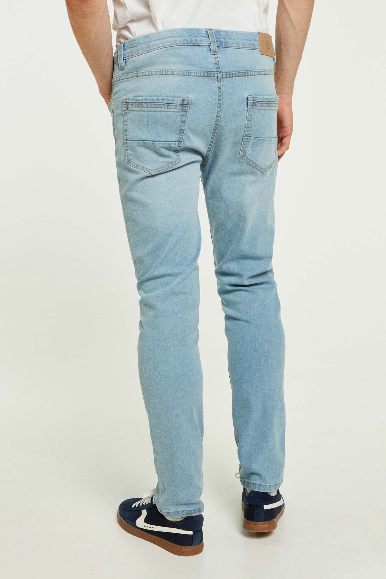 Light wash lightweight slim fit jeans