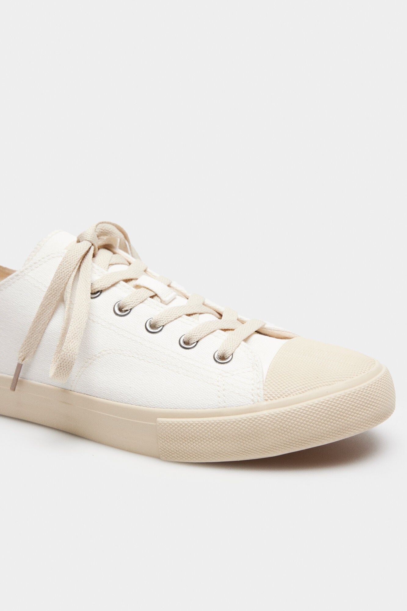 White Urban Sneaker