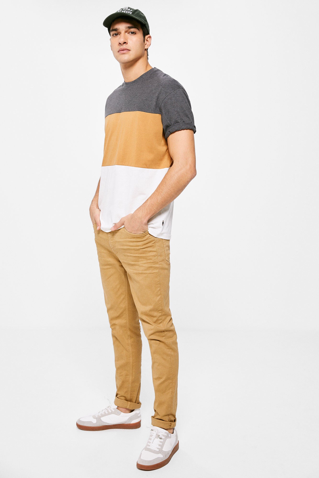 Colour block T-shirt (Regular Fit) - Grey