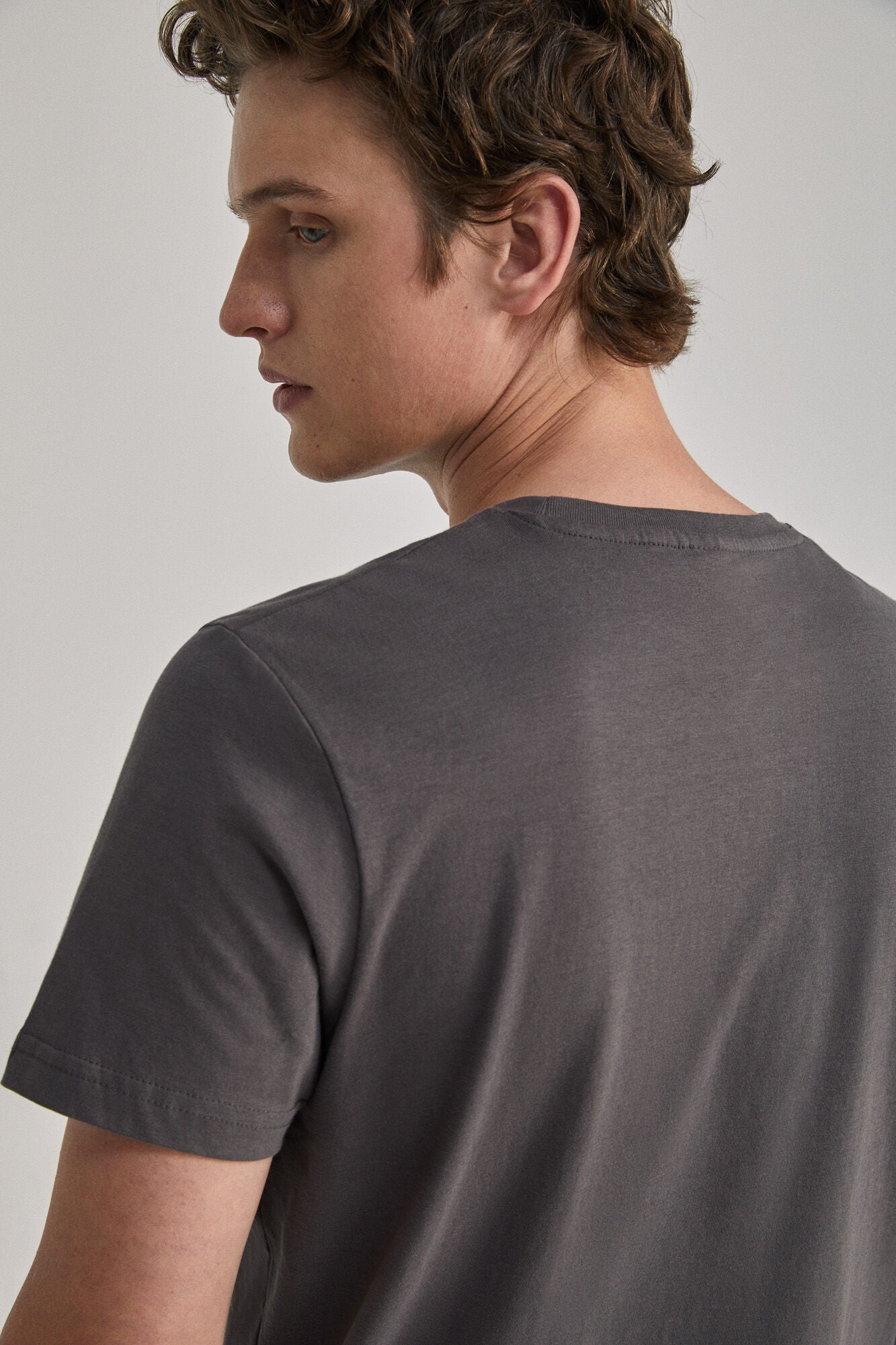 Grey Round Neck Essential T-shirt
